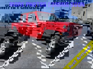 Used 2023 Jeep Gladiator Sport image 1
