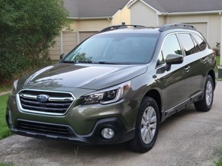 Used 2018 Subaru Outback 2.5i Premium image 1