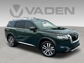 New 2025 Nissan Pathfinder Platinum image 1