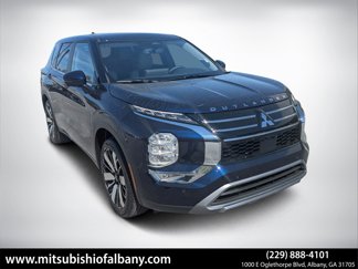 New 2025 Mitsubishi Outlander SE image 1