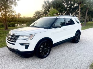 Used 2018 Ford Explorer XLT w/ Equipment Group 202A image 1