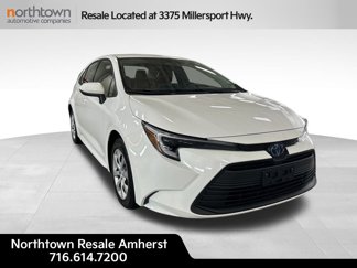 Used 2023 Toyota Corolla LE image 1