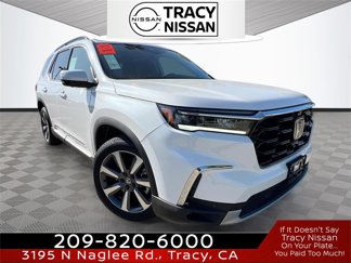 Used 2025 Honda Pilot Elite image 1