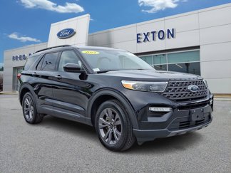 Certified 2022 Ford Explorer XLT w/ Equipment Group 202A image 1