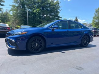 Used 2024 Toyota Camry SE image 1
