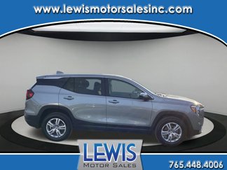 Used 2024 GMC Terrain SLE image 1