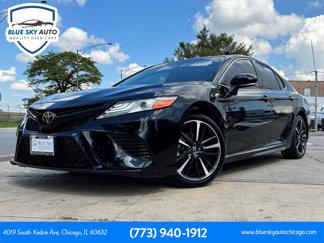Used 2018 Toyota Camry XSE image 1