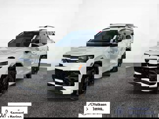 New 2025 Volkswagen Tiguan SE R-Line image 1