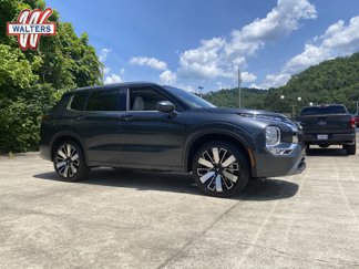 New 2025 Mitsubishi Outlander SEL image 1