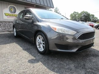 Used 2015 Ford Focus SE image 1