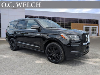 Used 2024 Lincoln Navigator Reserve image 1