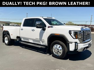 Used 2024 GMC Sierra 3500 Denali w/ Technology Package image 1