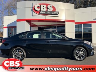Used 2023 Kia Forte LXS image 1