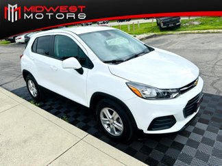 Used 2022 Chevrolet Trax LS w/ Tint and Cruise Package image 1