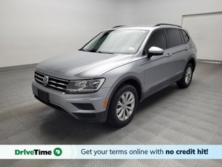 Used 2020 Volkswagen Tiguan S image 1