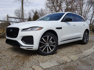 New 2025 Jaguar F-PACE R-Dynamic S image 1