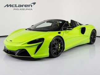 Used 2025 McLaren Artura Spider image 1