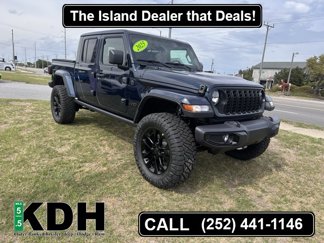 New 2025 Jeep Gladiator Sport image 1