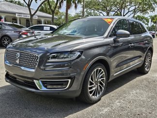 Used 2019 Lincoln Nautilus Reserve image 1