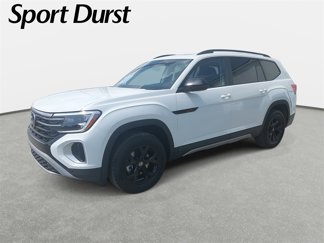 New 2025 Volkswagen Atlas Peak Edition SE image 1