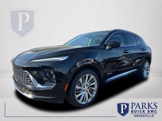 New 2025 Buick Envision Avenir image 1