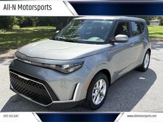 Used 2023 Kia Soul LX w/ LX Technology Package image 1