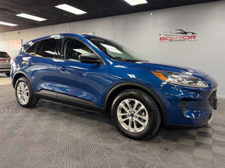 Used 2022 Ford Escape SE image 1