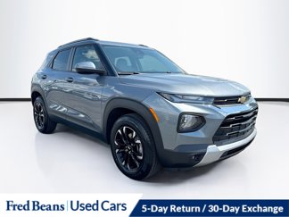 Used 2022 Toyota Highlander XLE image 1