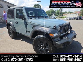Used 2025 Jeep Wrangler Sport image 1