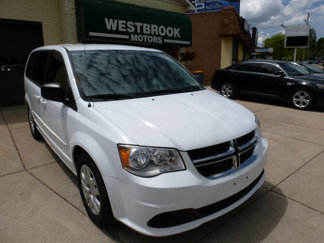 Used 2016 Dodge Grand Caravan SE w/ Quick Order Package 29E SE image 1