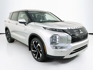 New 2024 Mitsubishi Outlander SE image 1