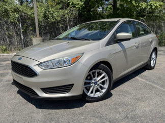 Used 2018 Ford Focus SE image 1