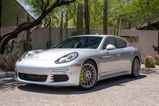 Used 2015 Porsche Panamera S image 1