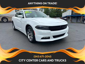 Used 2016 Dodge Charger SXT image 1