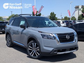 New 2025 Nissan Pathfinder Platinum image 1
