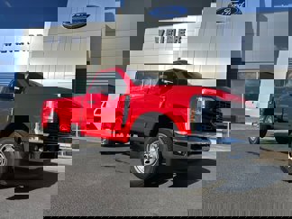 New 2025 Ford F250 XLT w/ F-250 >10K GVWR Package image 1