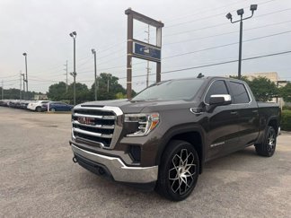 Used 2020 GMC Sierra 1500 SLE w/ SLE Value Package image 1