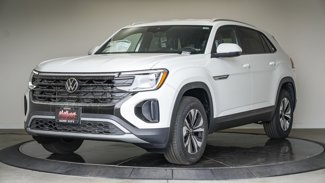 New 2025 Volkswagen Atlas Cross Sport SE image 1