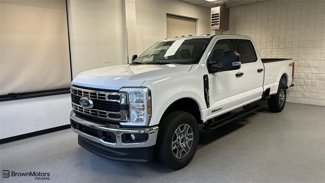 New 2025 Ford F350 XLT image 1