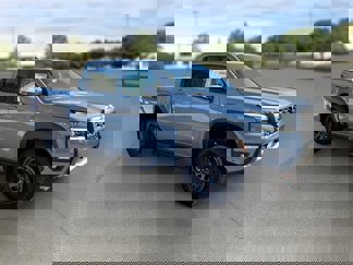 New 2025 Nissan Frontier PRO-4X w/ Pro Premium Package image 1