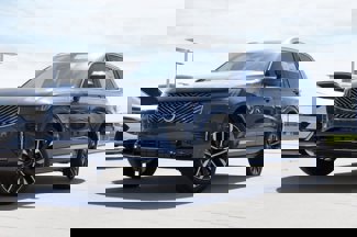 New 2025 Volvo XC90 T8 Plus w/ Protection Package Premier image 1