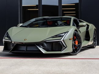 Used 2024 Lamborghini Revuelto image 1