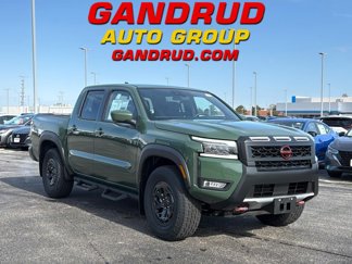 New 2025 Nissan Frontier PRO-4X w/ Pro Convenience Package image 1
