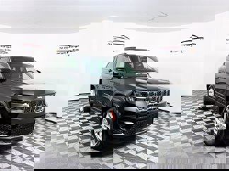 New 2025 Jeep Grand Cherokee Laredo X w/ Luxury Tech Group I image 1