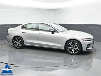Used 2024 Volvo S60 B5 Plus image 1