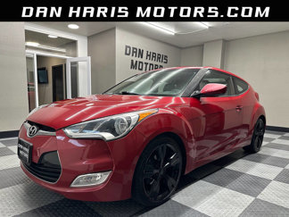 Used 2013 Hyundai Veloster w/ Tech Pkg image 1
