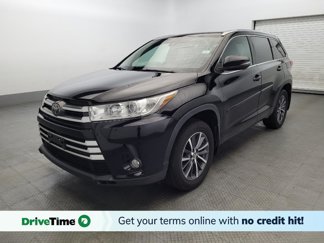 Used 2017 Toyota Highlander XLE image 1