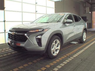 Used 2024 Chevrolet Trax LS w/ LS Convenience Package image 1