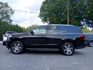 Used 2024 Ford Expedition Limited image 1