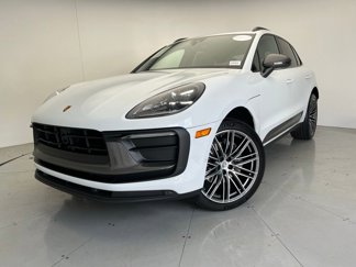 Certified 2024 Porsche Macan Turbo image 1